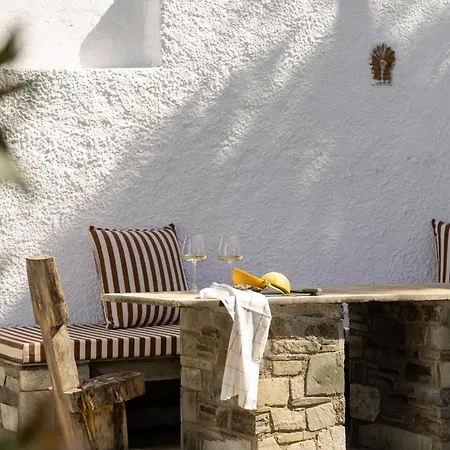 Thalia- 2 Bedroom Beachfront Apartment! * Lefokastro