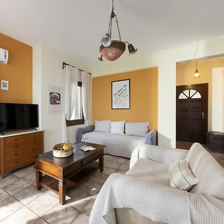 Thalia- 2 Bedroom Beachfront Apartment! Appartamento